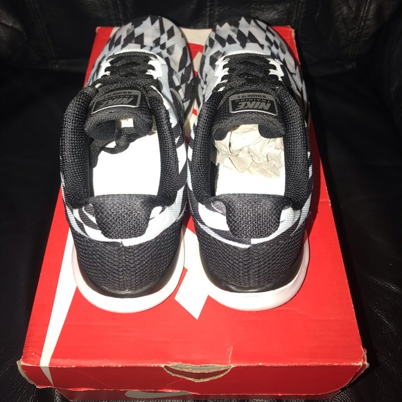 Nike Training “In Season TR 6” - Picture 4 of 4